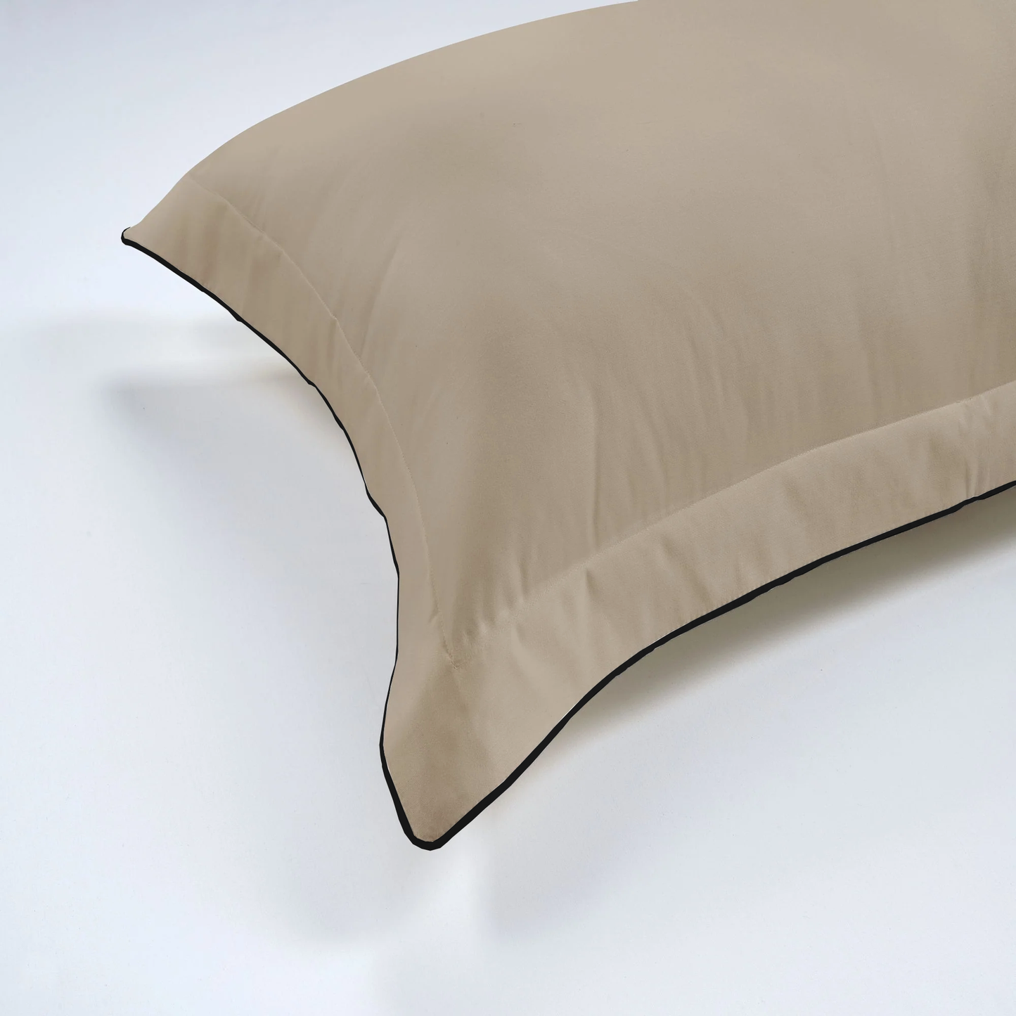 800 Thread Count Egyptian Cotton Duke of Bliss LUXE Bedding Set - Bone with Black Accent