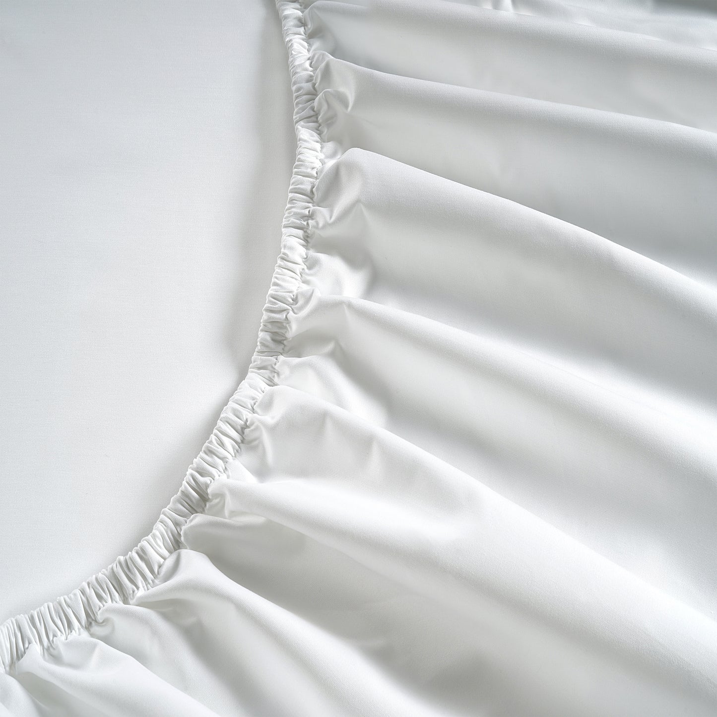 300 Thread Count Peaceful Empress Fitted Sheet - Percale White