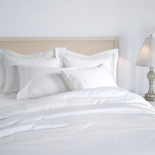 800 Thread Count Egyptian Cotton Imperial Lace Bedding Set - White
