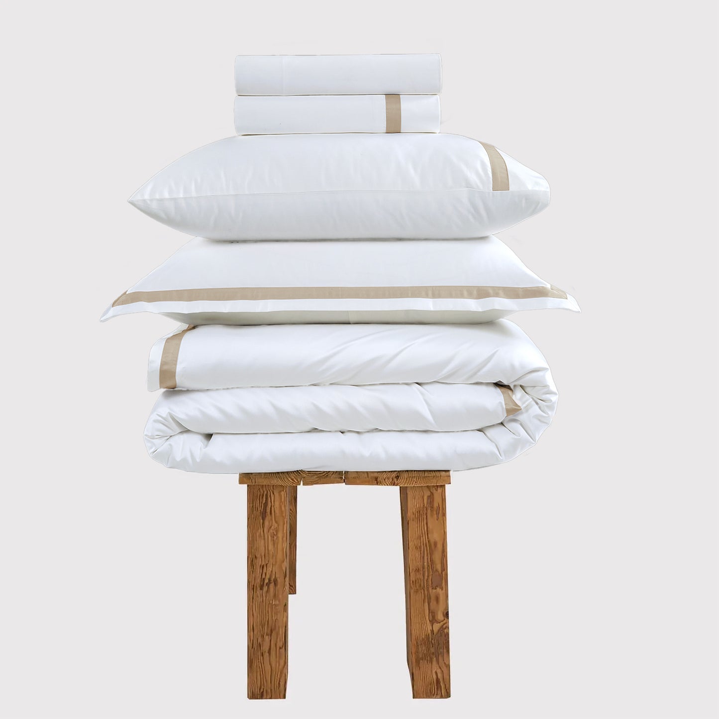 800 Thread Count Egyptian Cotton Heiress Bedding Set - White and Bone