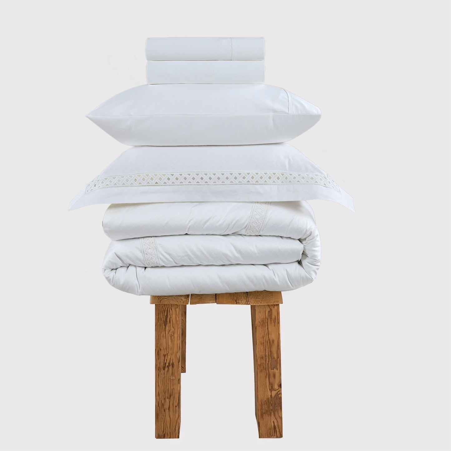 800 Thread Count Egyptian Cotton Imperial Lace Bedding Set - White