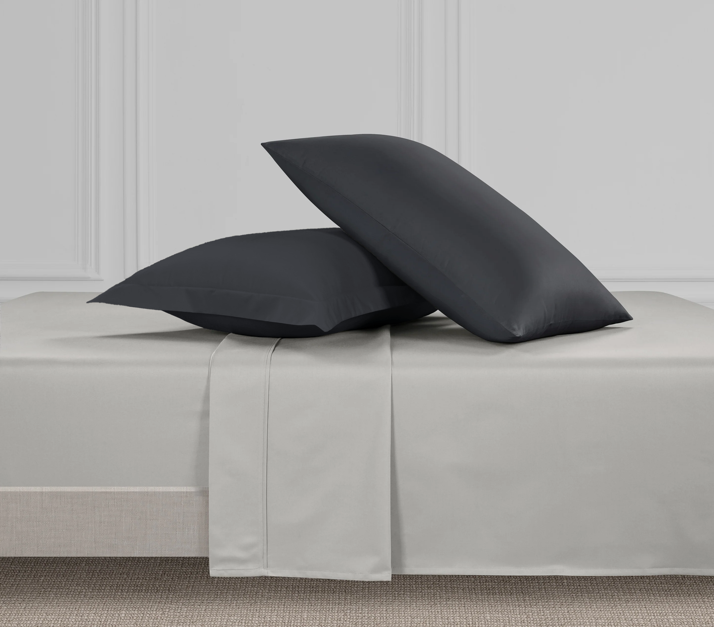 300 Thread Count Peaceful Empress Sheet Set - Oyster Mushroom with Graphite Grey Bedding