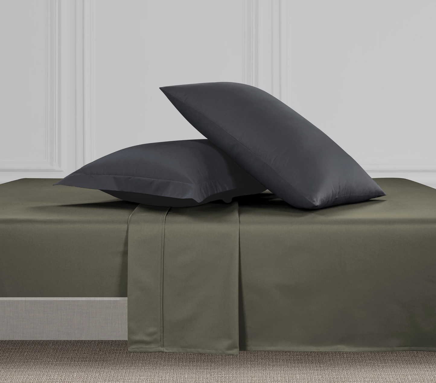 800 Thread Count Grand Splendour LUXE Sheet Set - Sage Green with Graphite Grey Bedding