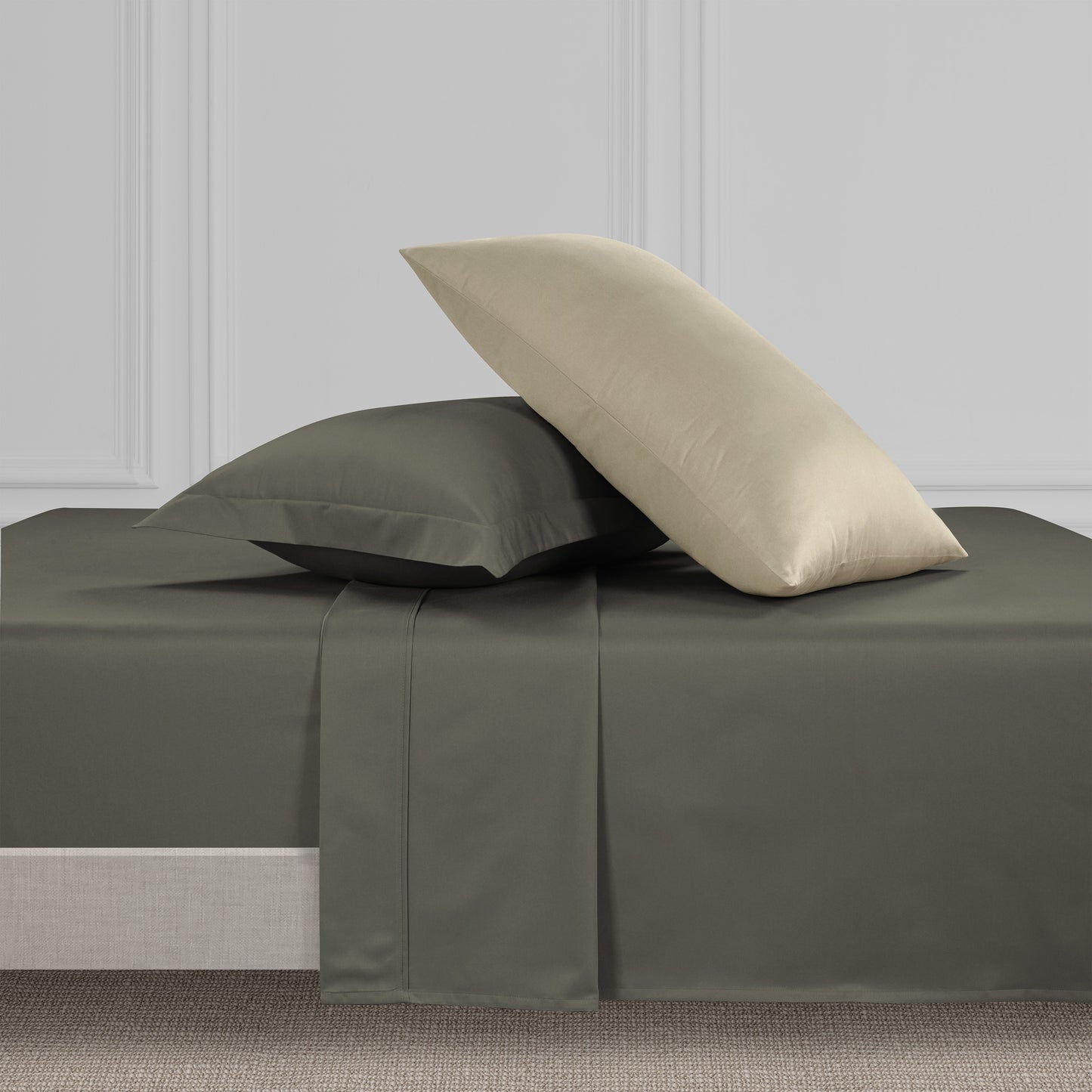 300 Thread Count Peaceful Empress Sheet Set - Oatmeal with Sage Green Bedding