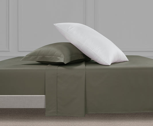 800 Thread Count Grand Splendour LUXE Sheet Set - White with Sage Green Bedding